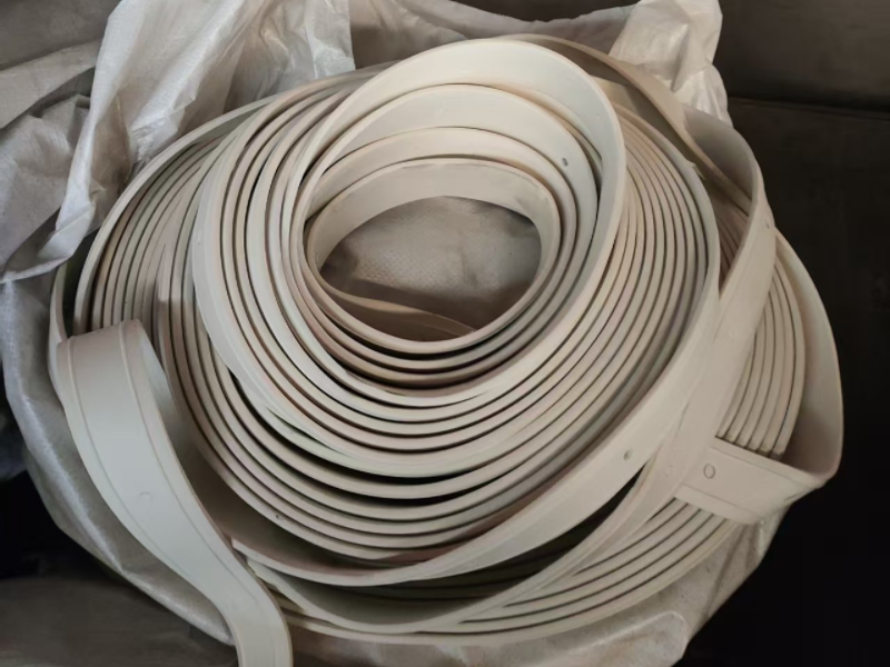 Sealing strips Sealing strips