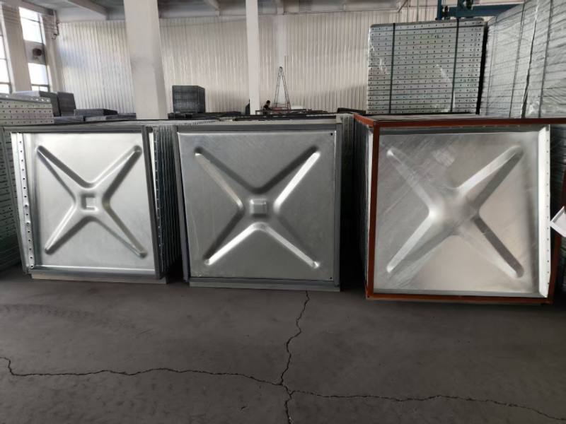 Water tank packaging Water tank packaging