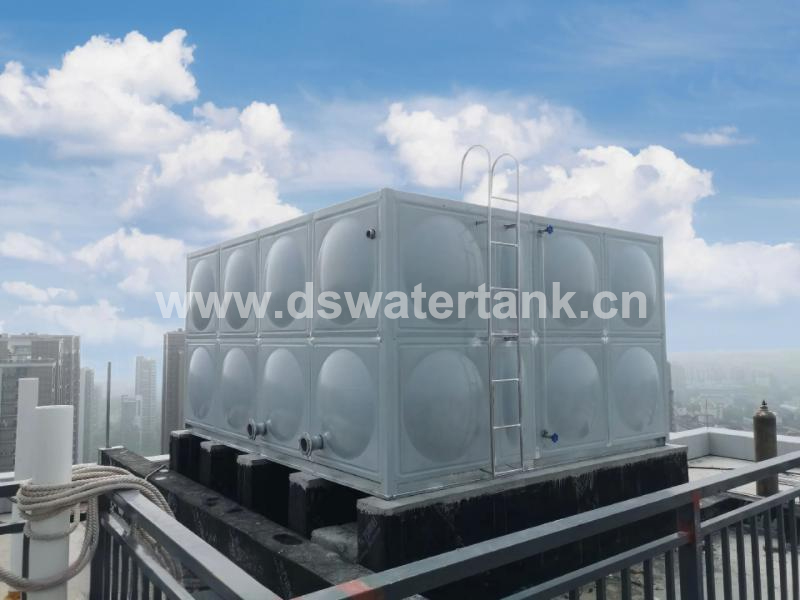 Cold Climate Insulated Water Storage Tank